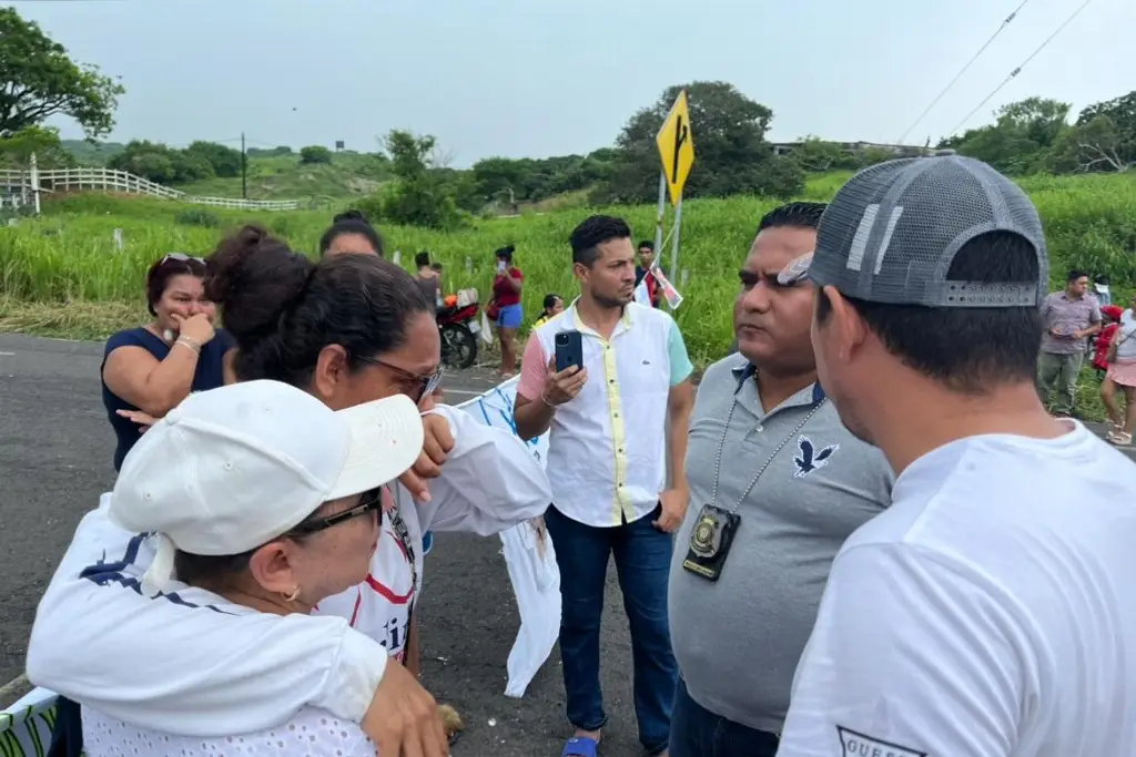 Imagen Liberan la Carretera Boca del Río - Antón Lizardo 