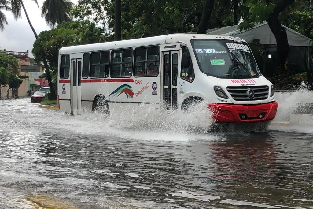 Imagen Prevén lluvias fuertes para Veracruz - Boca del Río; alertan por 'inundaciones severas'