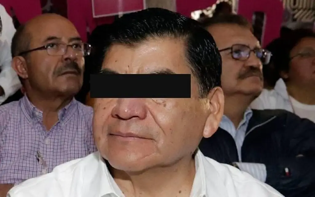 Imagen Ordenan prisión domiciliaria a ex gobernador de Puebla Mario N