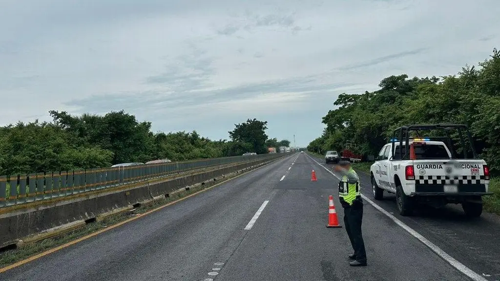 Imagen Se registra cierre parcial de circulación en autopista de Veracruz