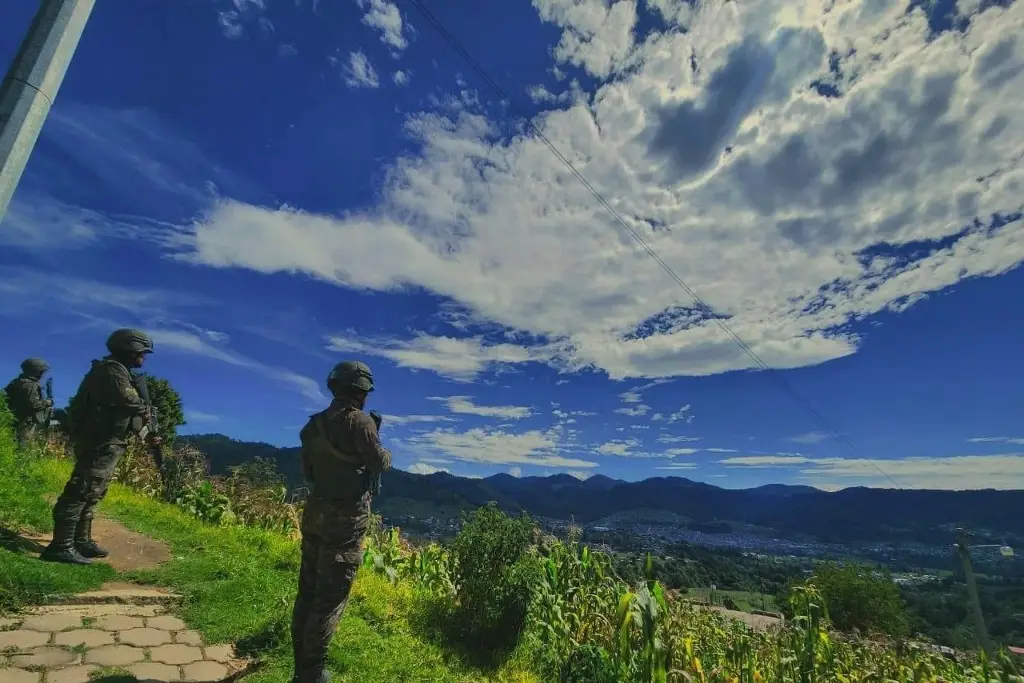 Imagen Guatemala refuerza frontera tras ingreso de mexicanos que huyen de la violencia en Chiapas