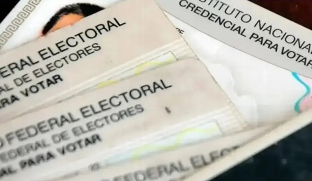 Imagen Invitan a actualizar credenciales de elector de estas secciones en Veracruz 