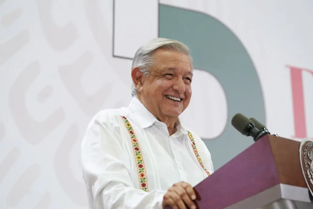 Imagen Tribunal Electoral confirma que AMLO violó ley electoral en 31 mañaneras