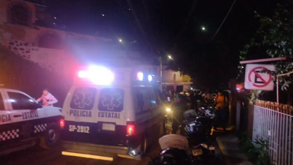 Imagen Derrumbe deja 3 muertos en Xalapa