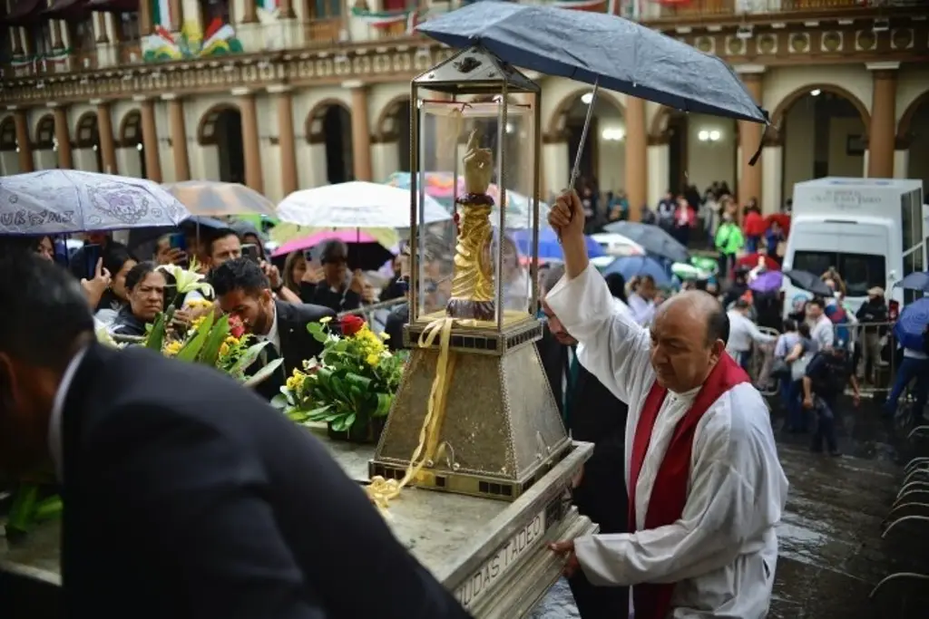 Imagen Reliquias de San Judas Tadeo llegan a la Catedral de Xalapa