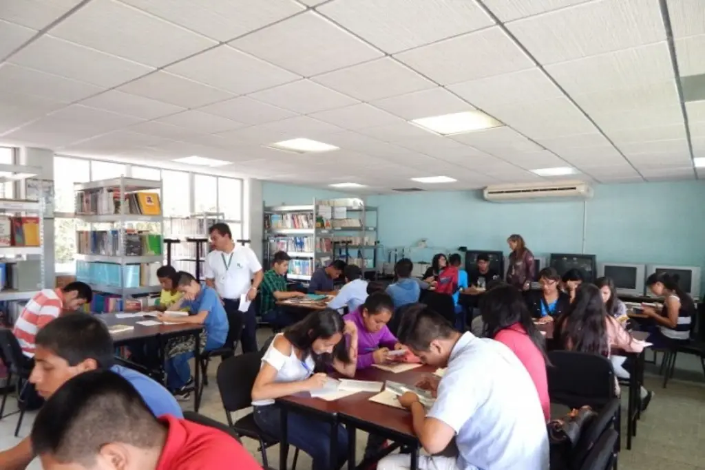 Imagen Deserción escolar en Conalep alcanza el 6% en Veracruz