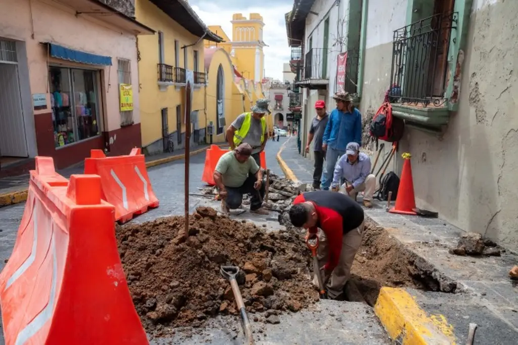 Imagen Cierran la circulación en la calle Revolución, de Enríquez a Juárez, en Xalapa