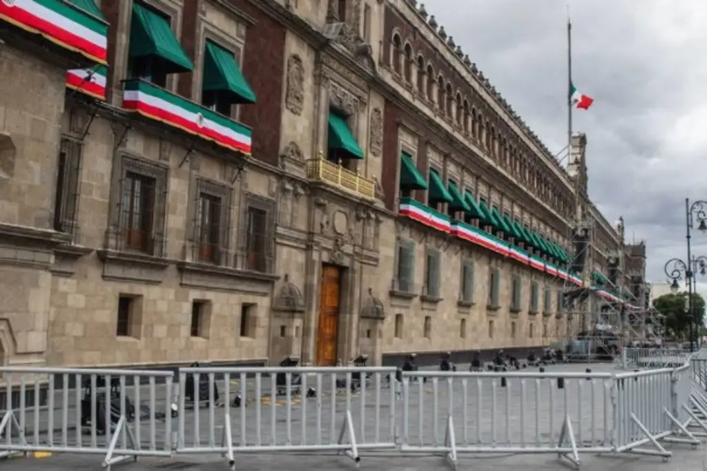 Imagen Sheinbaum afirma que vivirá en el Palacio Nacional al igual que AMLO