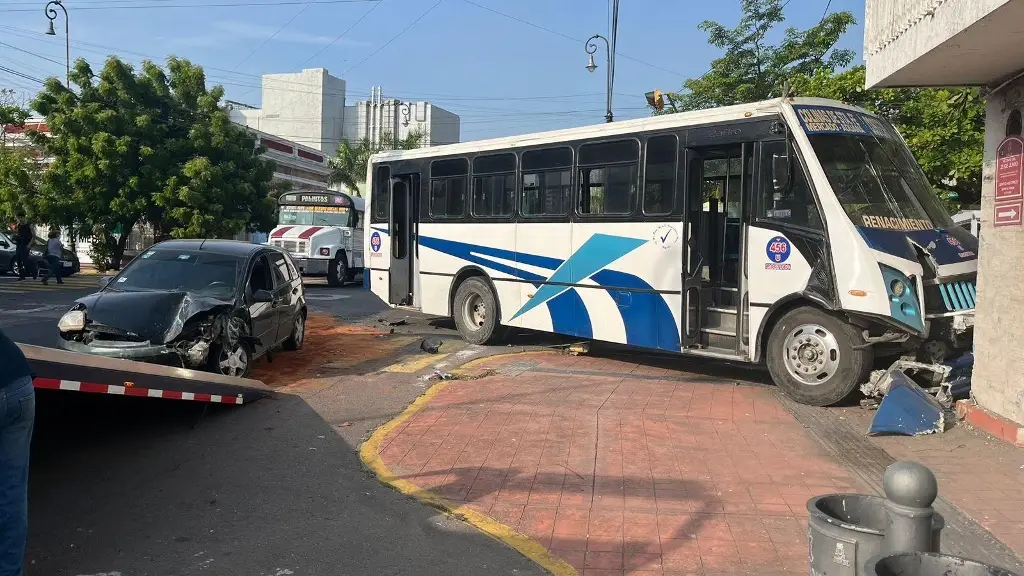 Imagen Fuerte accidente en el centro de Veracruz