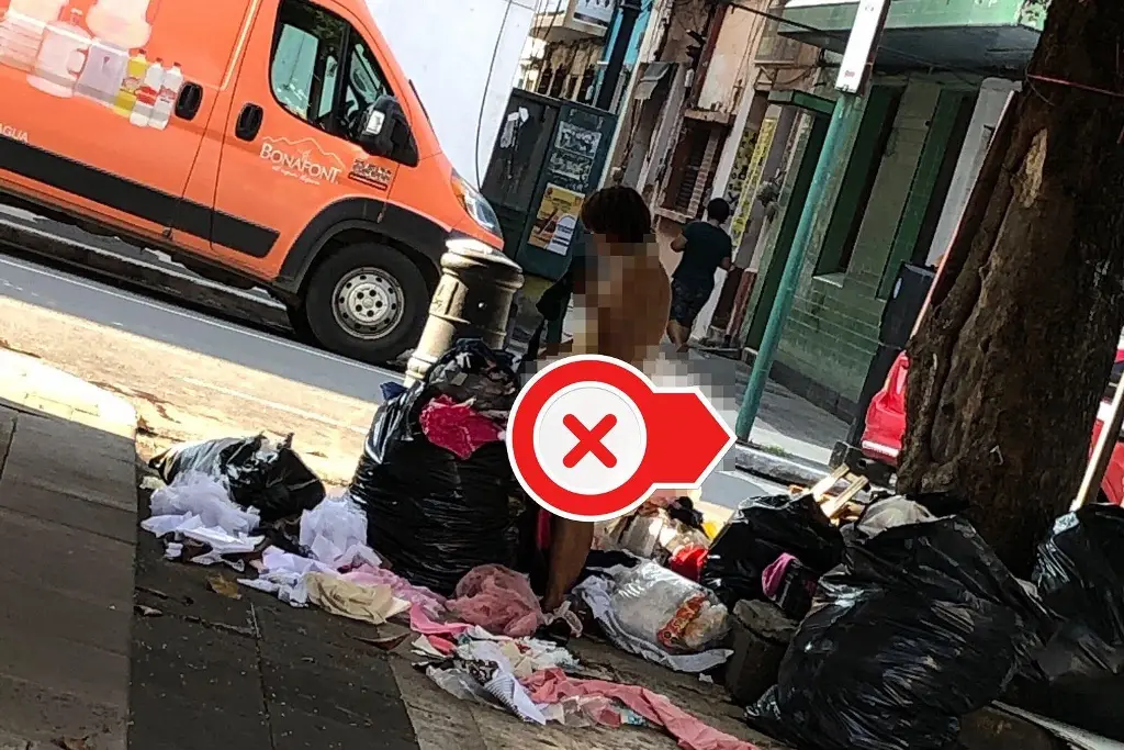 Imagen Joven deambula semidesn&d@ en calles del centro de Veracruz 