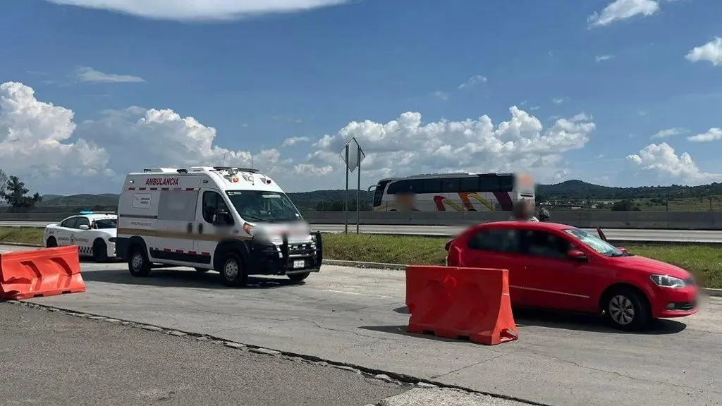 Imagen Cierre parcial en autopista de Veracruz; es por esta razón 