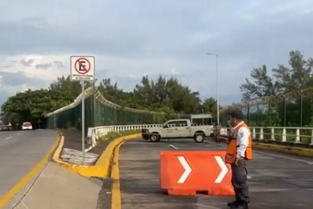 Imagen Tras deslave, reabrirán circulación en Puente Ulúa en Veracruz