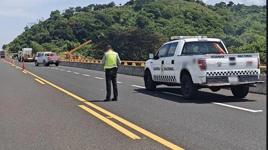 Imagen Se registra cierre parcial de circulación en autopista de Veracruz; es por esta razón