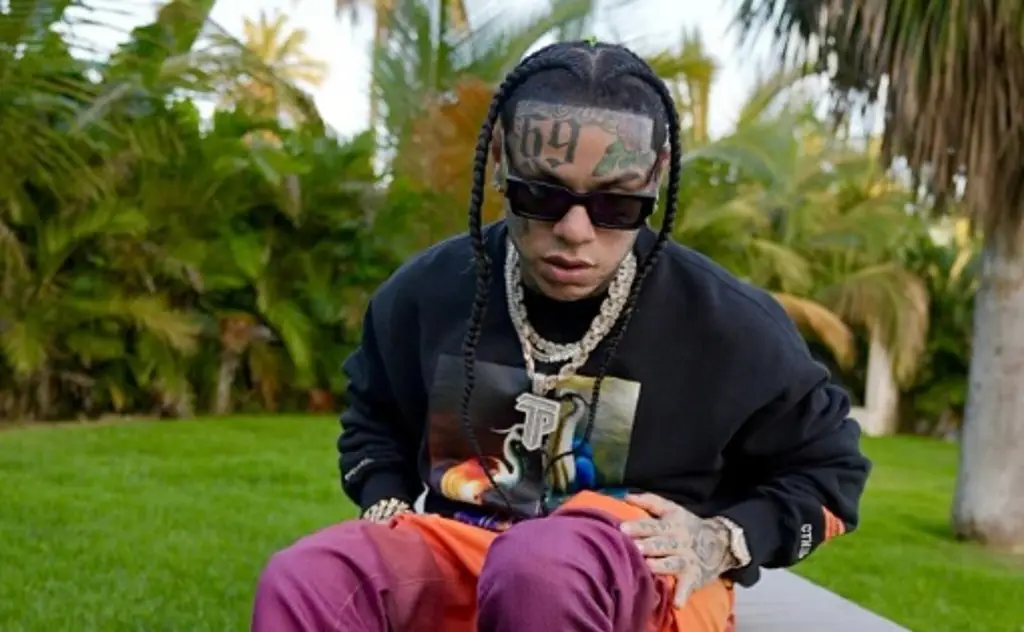 Imagen Emiten orden de arresto internacional contra el rapero Tekashi 6ix9ine; de esto lo acusan