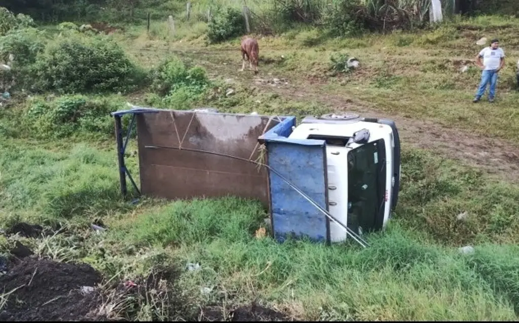 Imagen Se registran 2 fuertes accidentes automovilísticos en autopista de Veracruz 