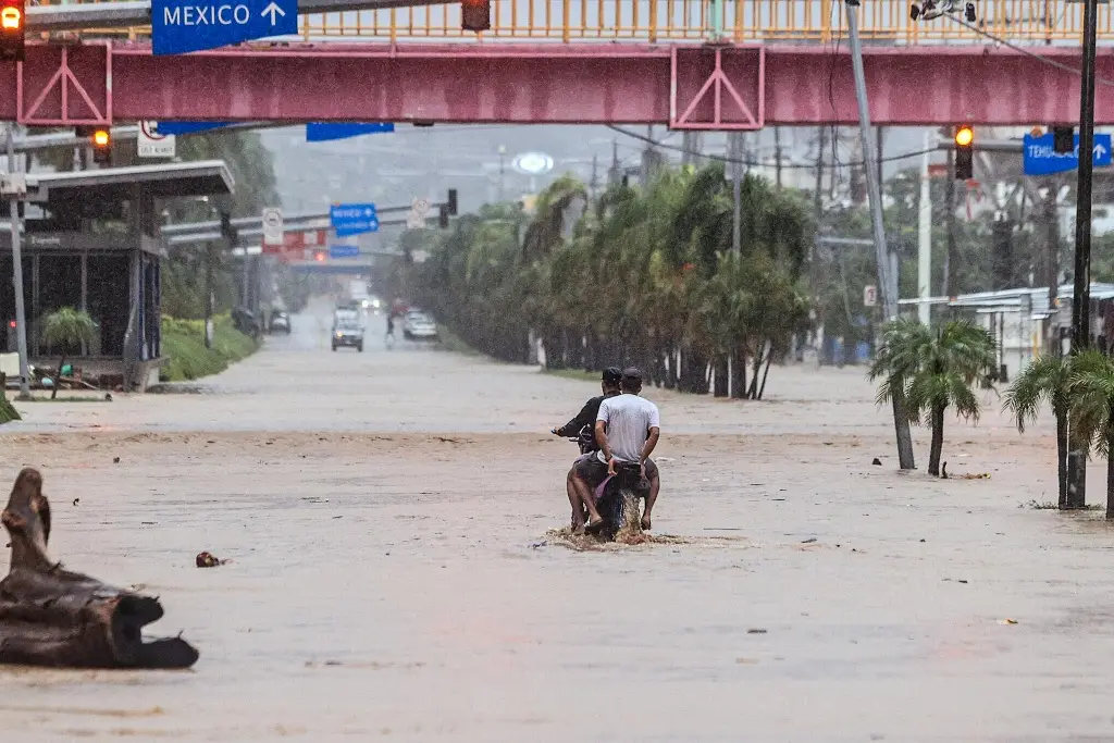 Imagen John deja severas inundaciones, deslaves y carreteras destruidas en Acapulco