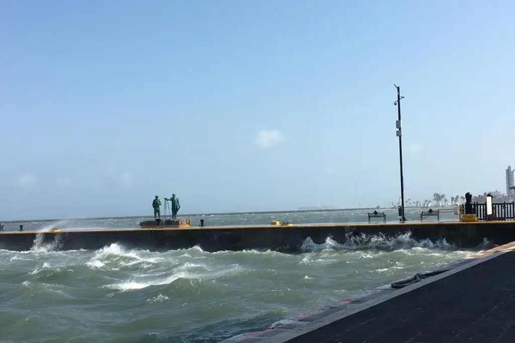 Imagen Prevén viento del norte y lluvias para Veracruz este fin de semana; ¿Cuándo se intensificará?