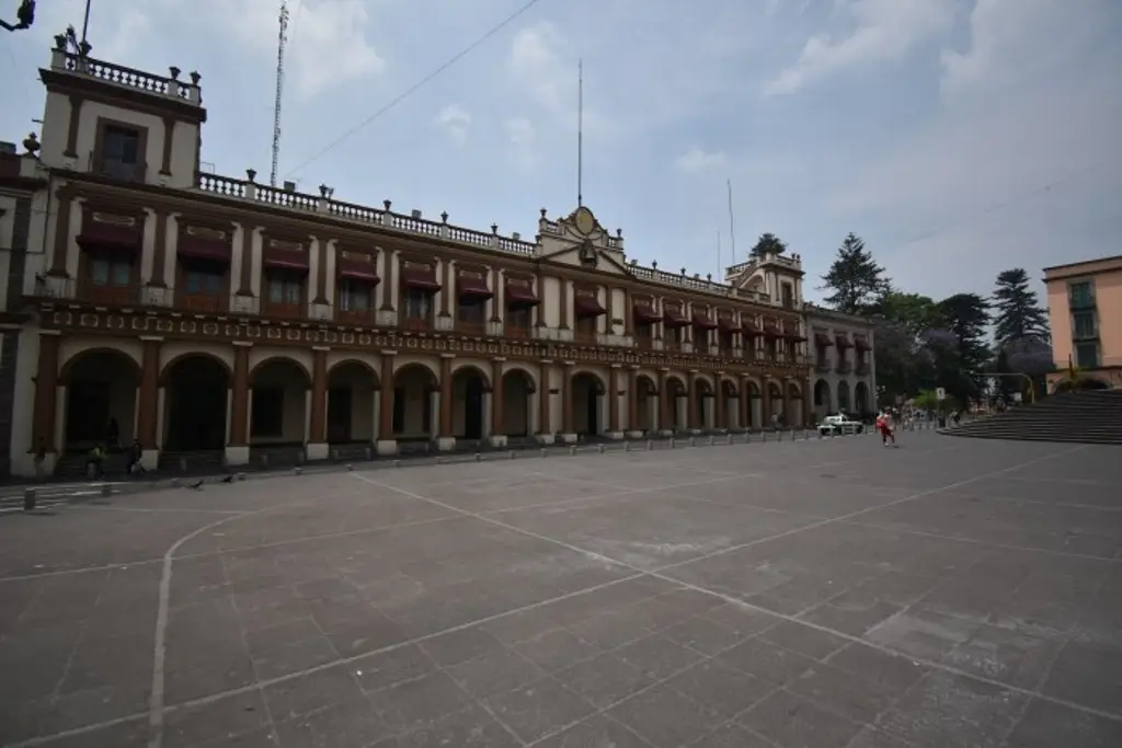 Más de 100 trabajadores al servicio del estado de Veracruz se amparan para recibir su jubilación