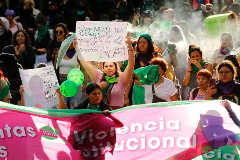 Imagen Protestan por la despenalización total del aborto en México 