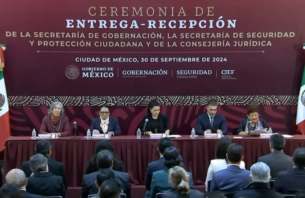 Imagen Celebran entrega-recepción de la Segob, Secretaría de Seguridad y Consejería Jurídica