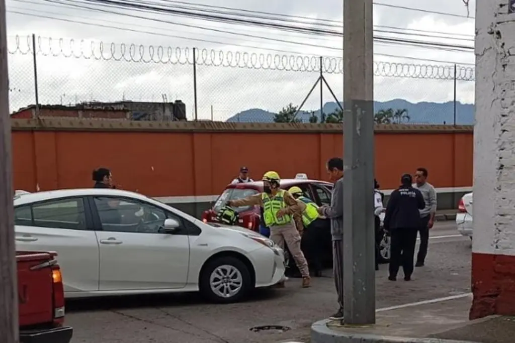 Imagen Se registran 2 accidentes en diferentes puntos de Orizaba, Veracruz; hay 2 heridos 