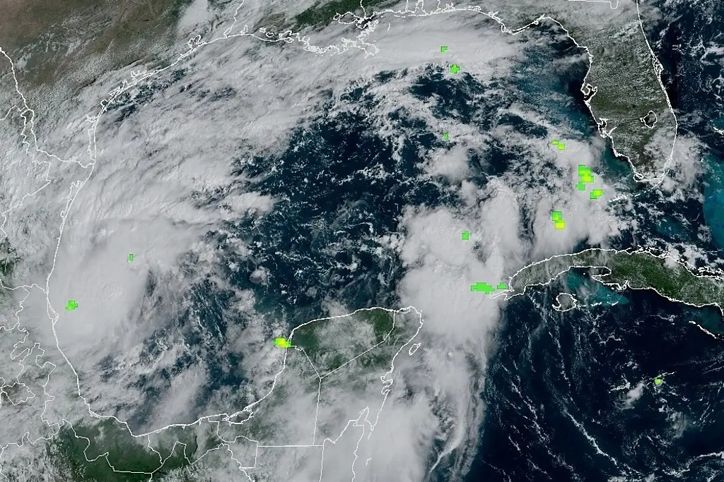 Imagen Se forma la depresión tropical 14 frente a costas de Veracruz; podría evolucionar a huracán