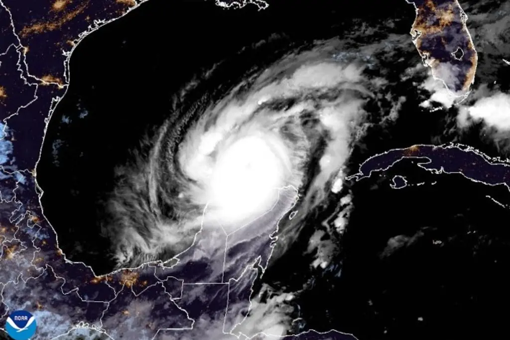 Imagen Huracán Milton baja a categoría 4; no descartan que vuelva a intensificarse  