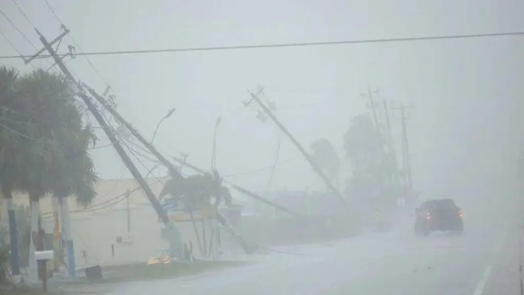 Imagen Más de 30.000 refugiados por huracán Milton que empieza a sentirse en Florida