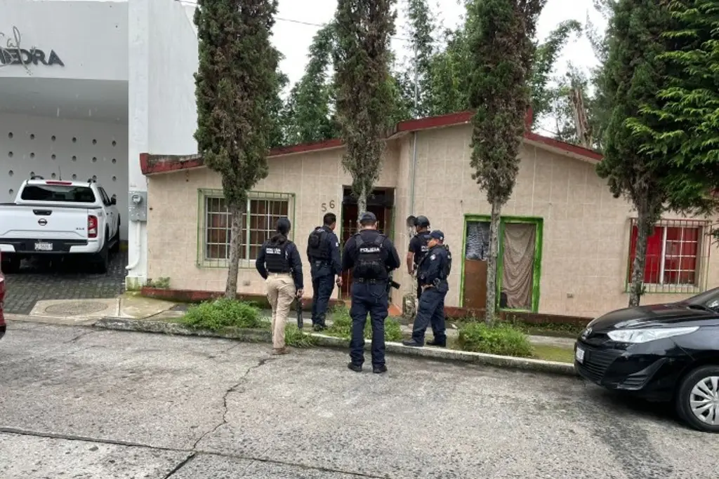 Imagen Reportan olores fétidos en casa del centro de Xalapa, Veracruz 
