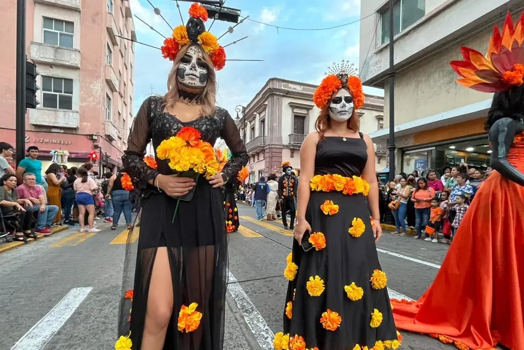 Imagen Se acerca el papaqui de Catrinas en el puerto de Veracruz 