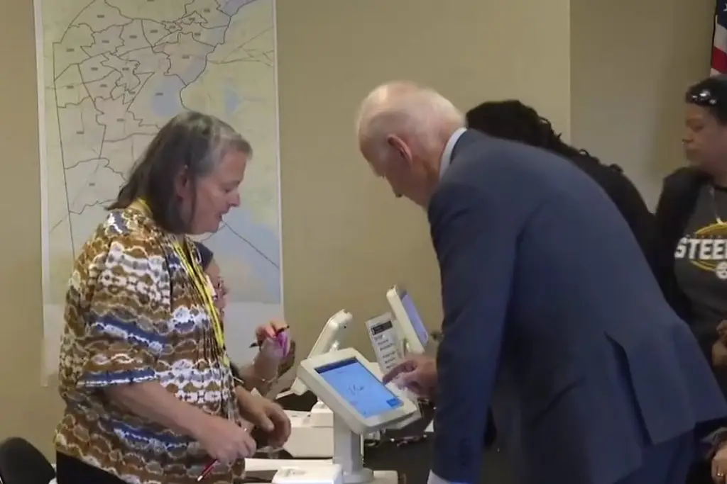 Biden acude a votar anticipadamente en Delaware (+Video)