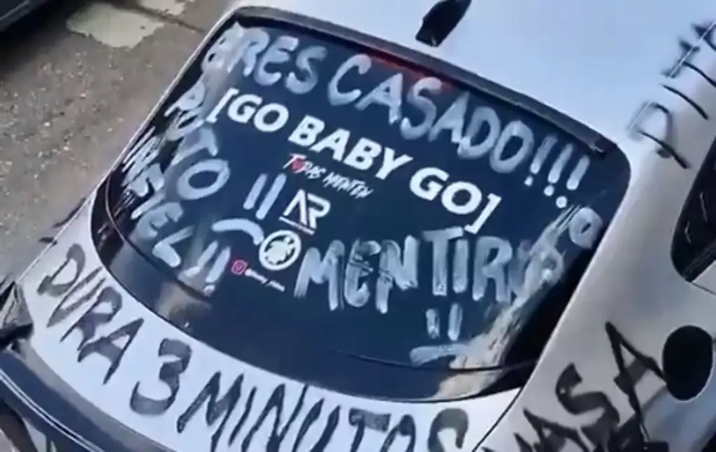 Imagen Viral | Le rayan carro por 'infiel, poco hombre y dura 3 minutos' (+Video)