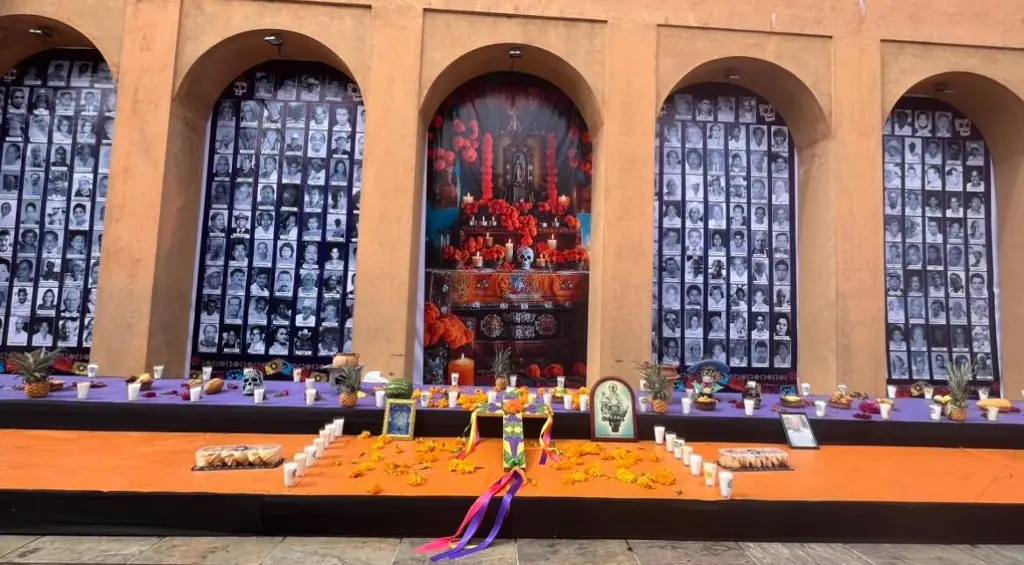 Imagen Inauguran Altar de muertos en Boca del Río