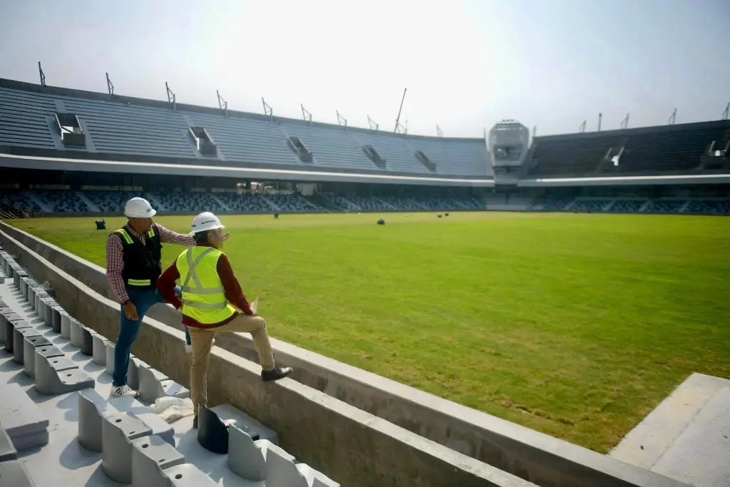 Imagen Va a haber fútbol de Primera División: Gobernador tras remodelación del 'Pirata' Fuente