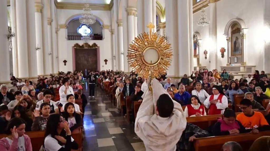 Imagen Alistan festejos por los 101 años de fundación de la Diócesis de Papantla, Veracruz 