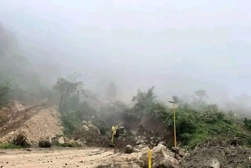 Imagen Empresarios cuestionan a Capufe sobre derrumbe en autopista Orizaba-Puebla