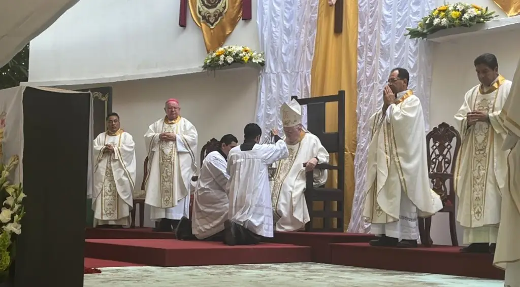 Imagen Se ordenan seis nuevos sacerdotes del Seminario San José en Veracruz