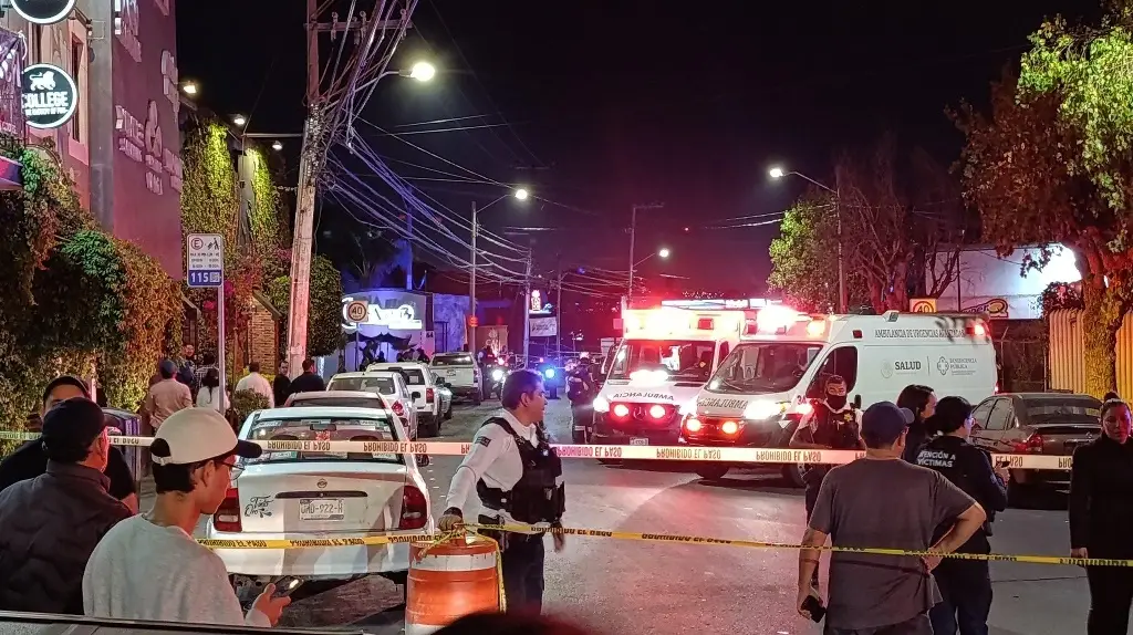 Imagen Difunden momento exacto del ataque en a bar en Querétaro (+Video)