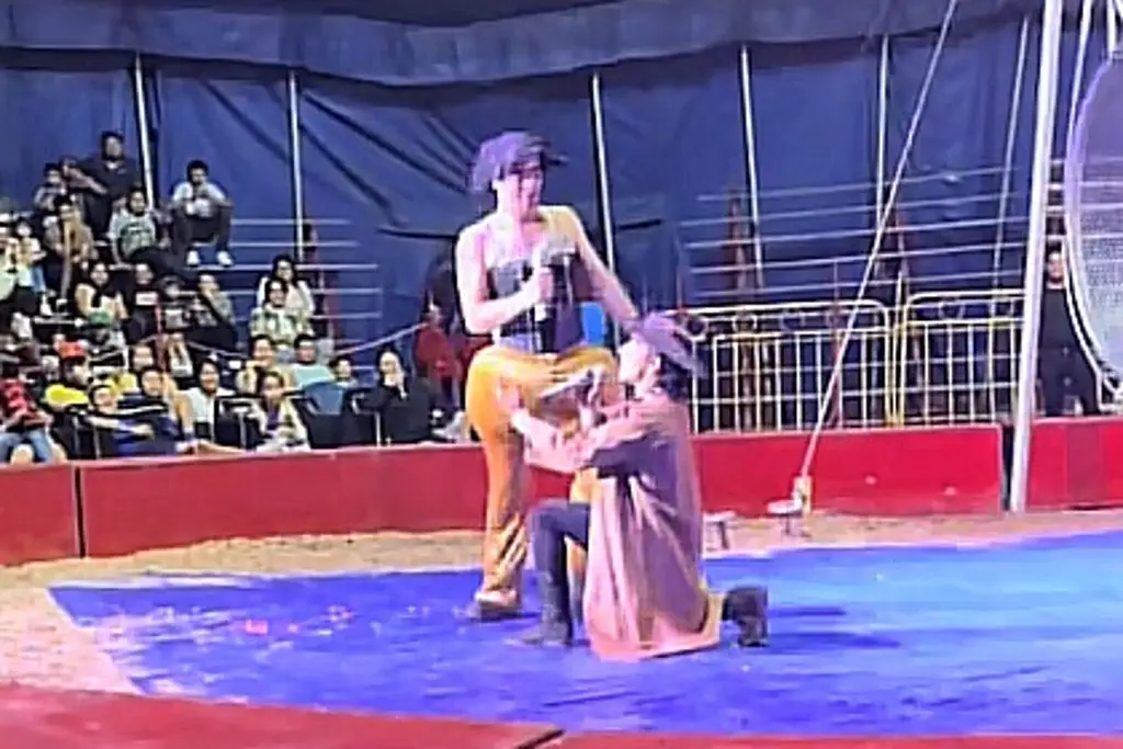 Imagen Se viraliza circo por parodia de Christian Nodal y Ángela Aguilar (+Video)