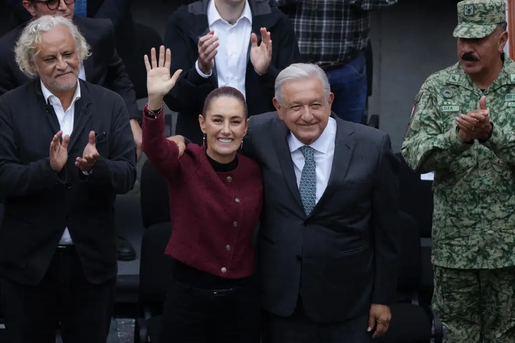 Imagen El dirigente político más importante de la historia moderna: Sheinbaum felicita a AMLO por cumpleaños