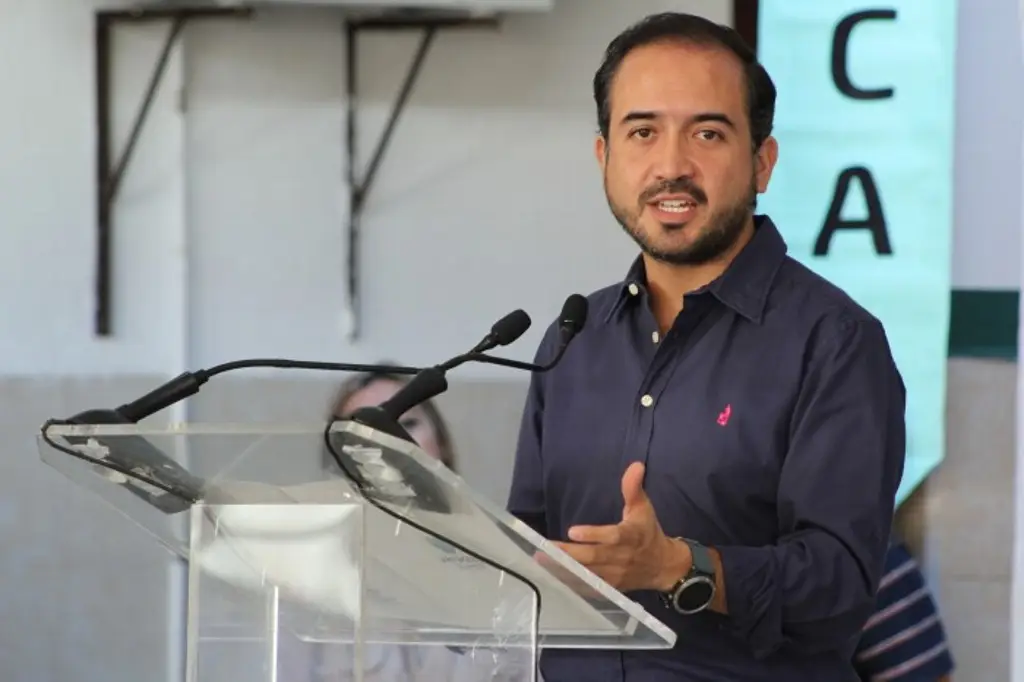 Imagen Serán tribunales los que decidan si es legal la expulsión de mi familia del PAN: Fernando Yunes