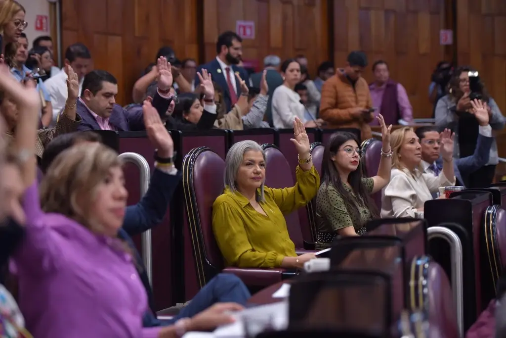 Imagen Aprueban calendario de comparecencias de sexto informe en Congreso de Veracruz; así quedó