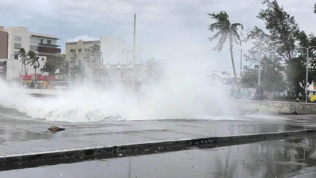 Imagen Norte violento para Veracruz con rachas de hasta 105 km/h, checa horario