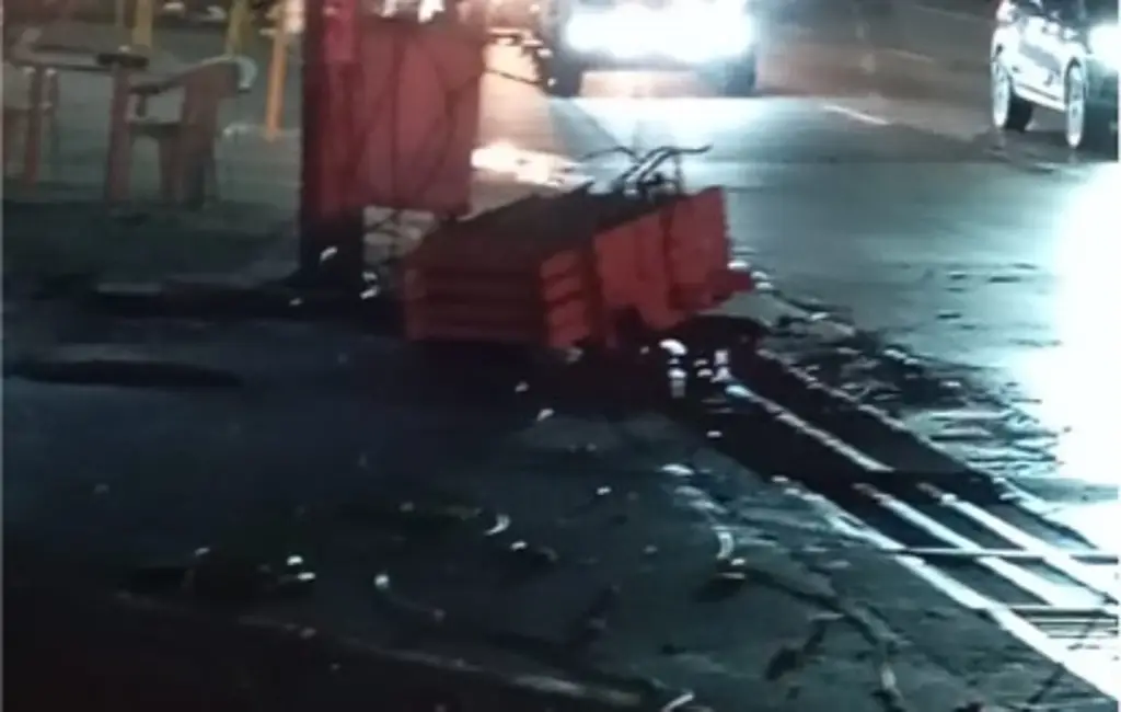 Imagen Se cae transformador en avenida Ejército Mexicano de Boca del Río 