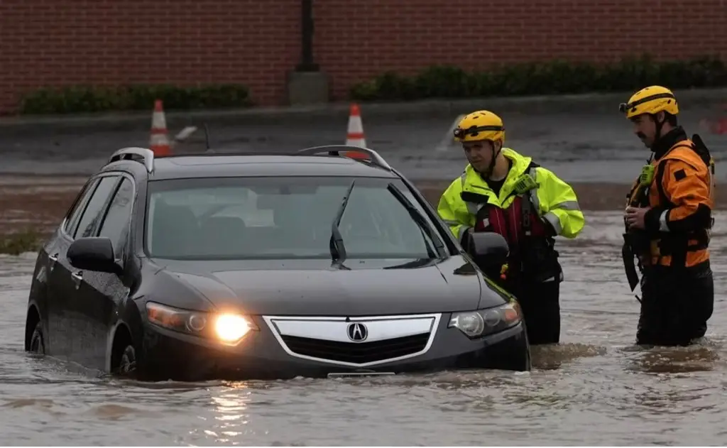 Imagen Tormentas invernales y lluvias azotan EU