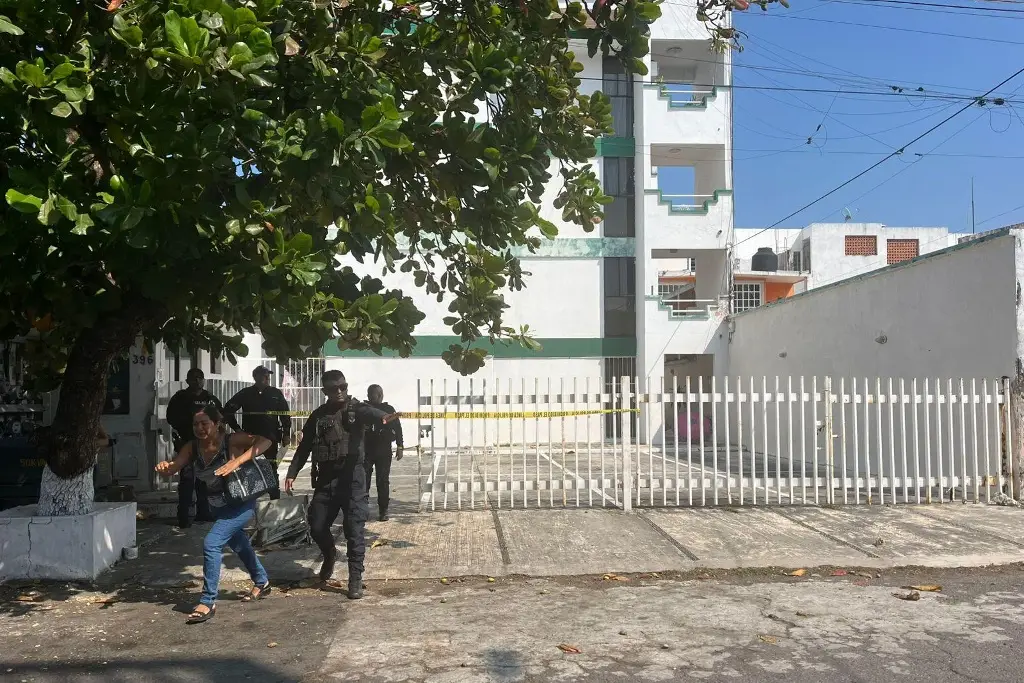 Imagen Mujer muere al caer de edificio de departamentos en Veracruz 