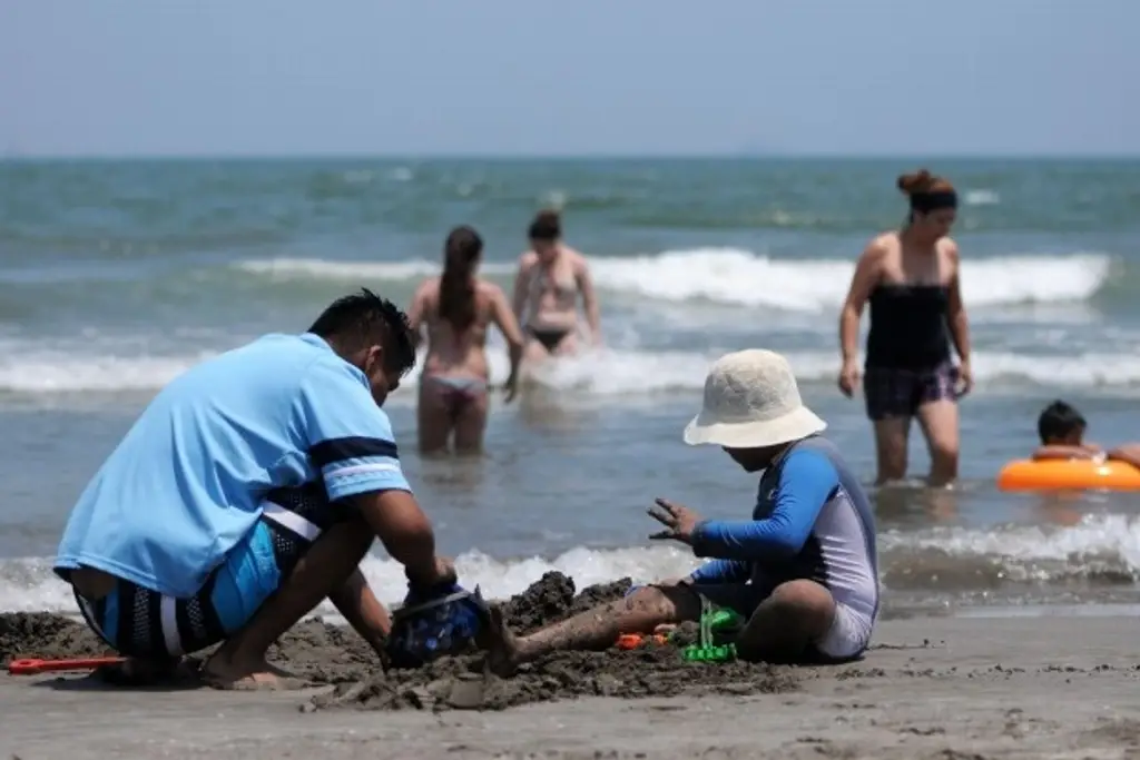 Imagen También cierran las playas de Boca del Río, por viento del norte