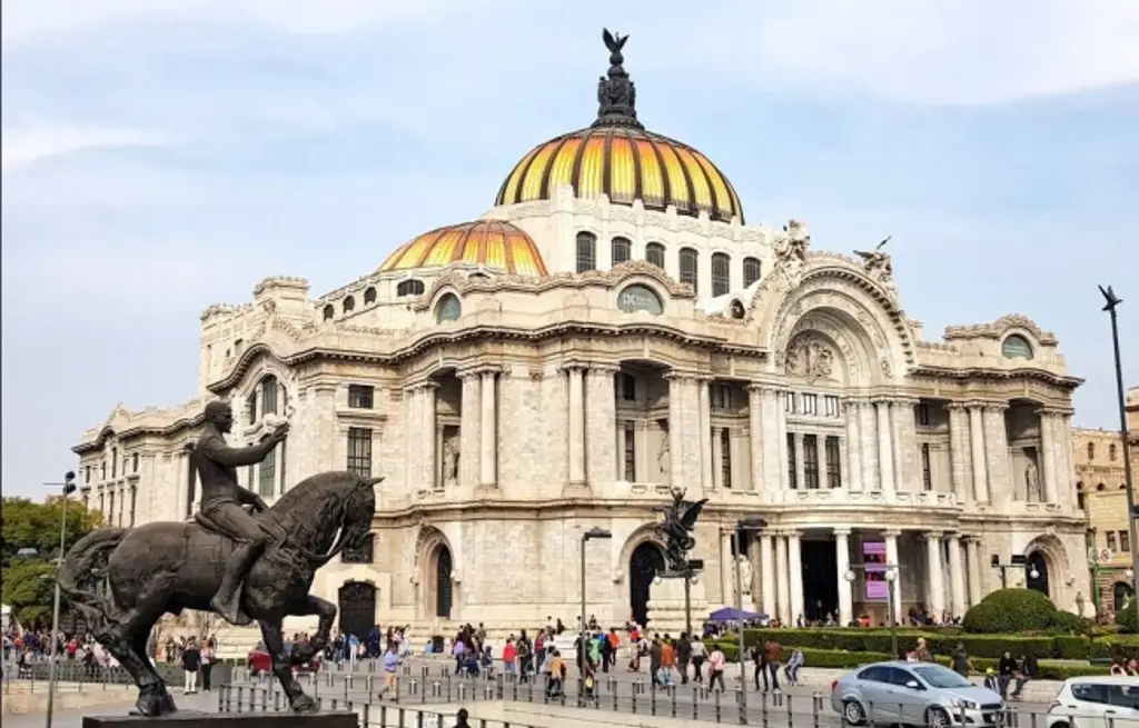 Imagen Cuerpo de Silvia Pinal llega al Palacio de Bellas Artes para homenaje póstumo