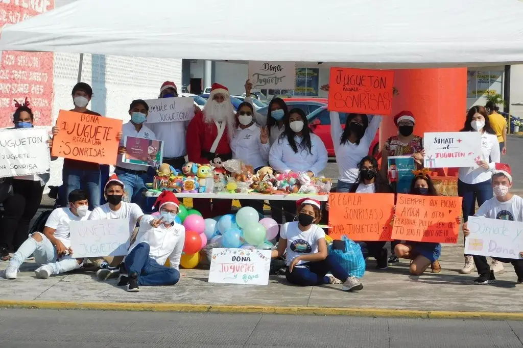 Imagen Realizan colecta de juguetes para niños de escasos recursos en Boca del Río 