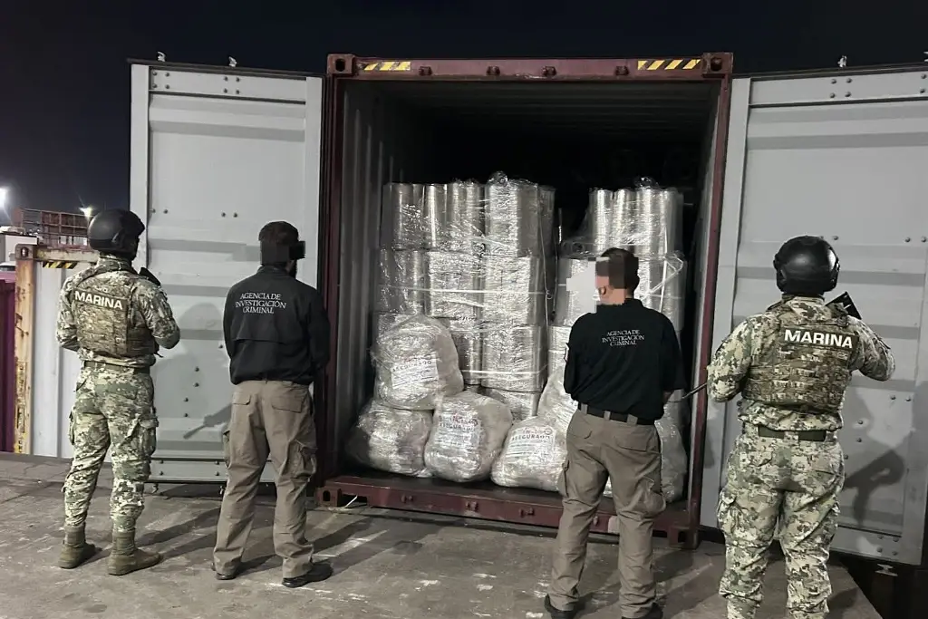 Imagen Aseguran casi 300 kilos de metanfetamina en el recinto portuario de Veracruz